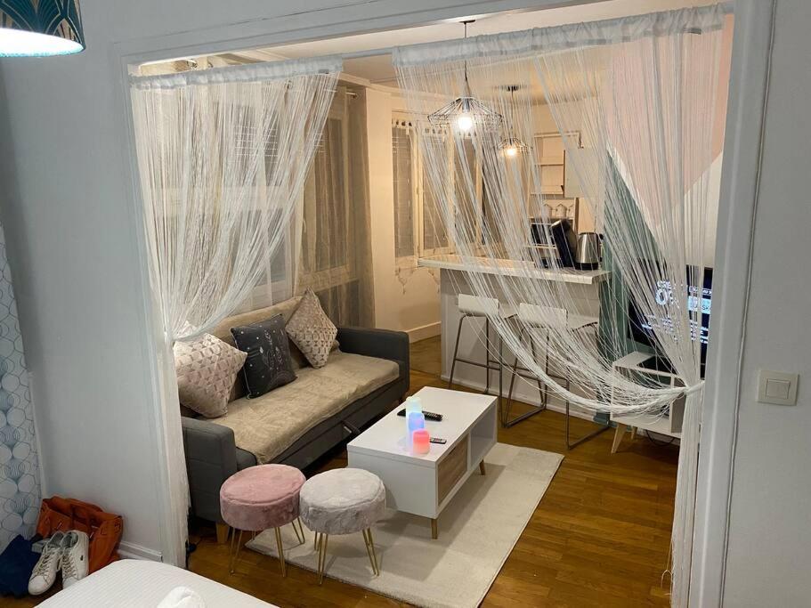 Charmant Appartement Villeurbanne Esterno foto